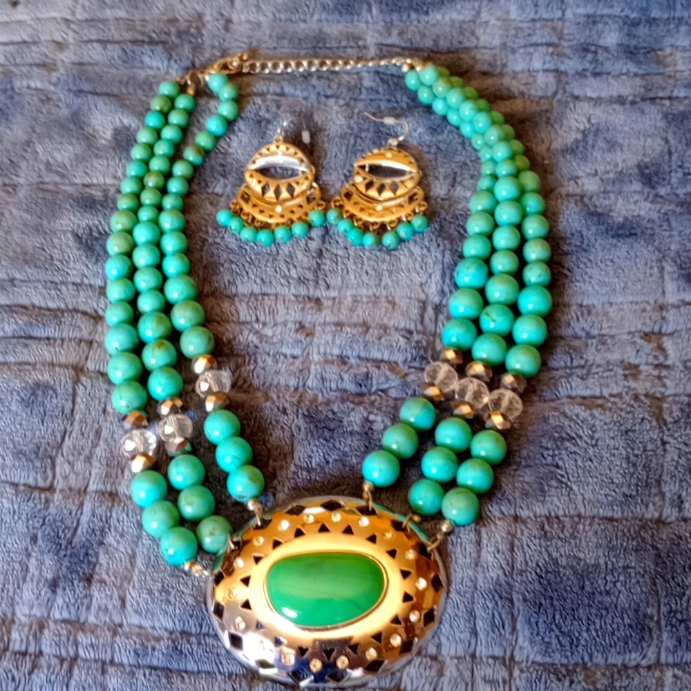 Large turquoise piece/matching earrings.